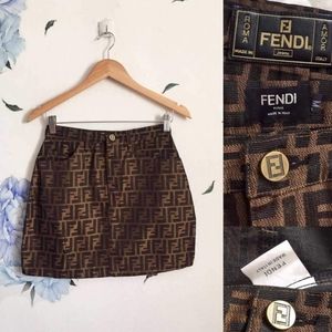 Vintage Fendi Skirt in Size 27"